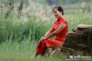 乡村女人花,绽放的坚韧与美丽  第2张